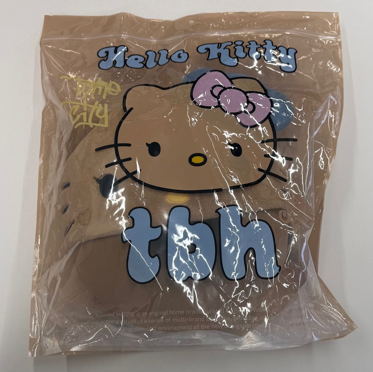 公式正規品 タグ付き 海外限定 ハローキティ x TBH ネックピロー サンリオ Y2K ギャル ネックピロー 公式正規品 タグ付き 海外限定 ハローキティ x TBH ネックピロー サンリオ Y2K ギャル ネックピロー