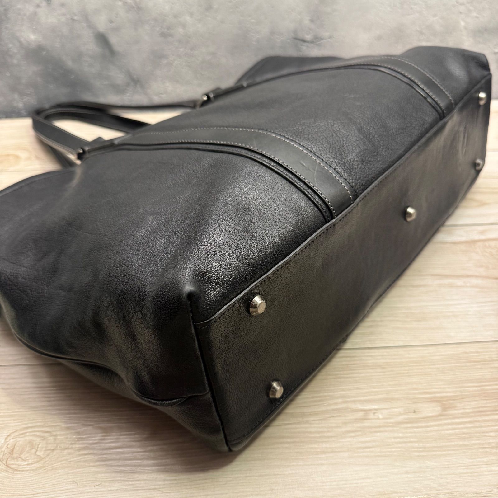 土屋鞄 アルマス バッファロー トートバッグ 本革 大容量 ブラック F