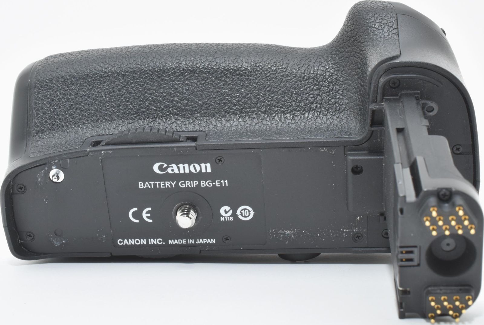 D07[7574B] キヤノン Canon BATTERY GRIP BG-E11 【 EOS 5D Mark III 