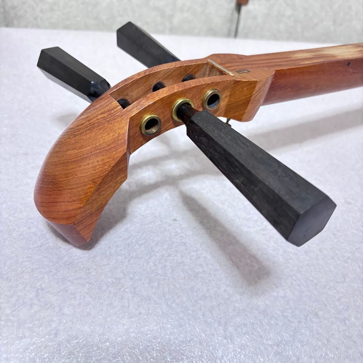□ 津軽三味線 花梨 和楽器 東さわり 二段溝 太棹 全長:約102cm 棹幅 