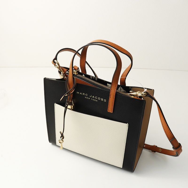 新品未使用 マークジェイコブス MARC JACOBS M0016132 2Way 