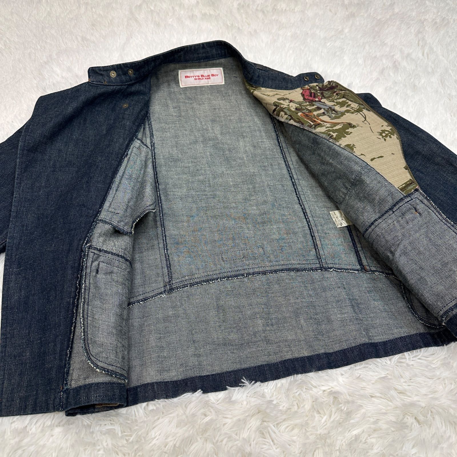 極美品】Betty