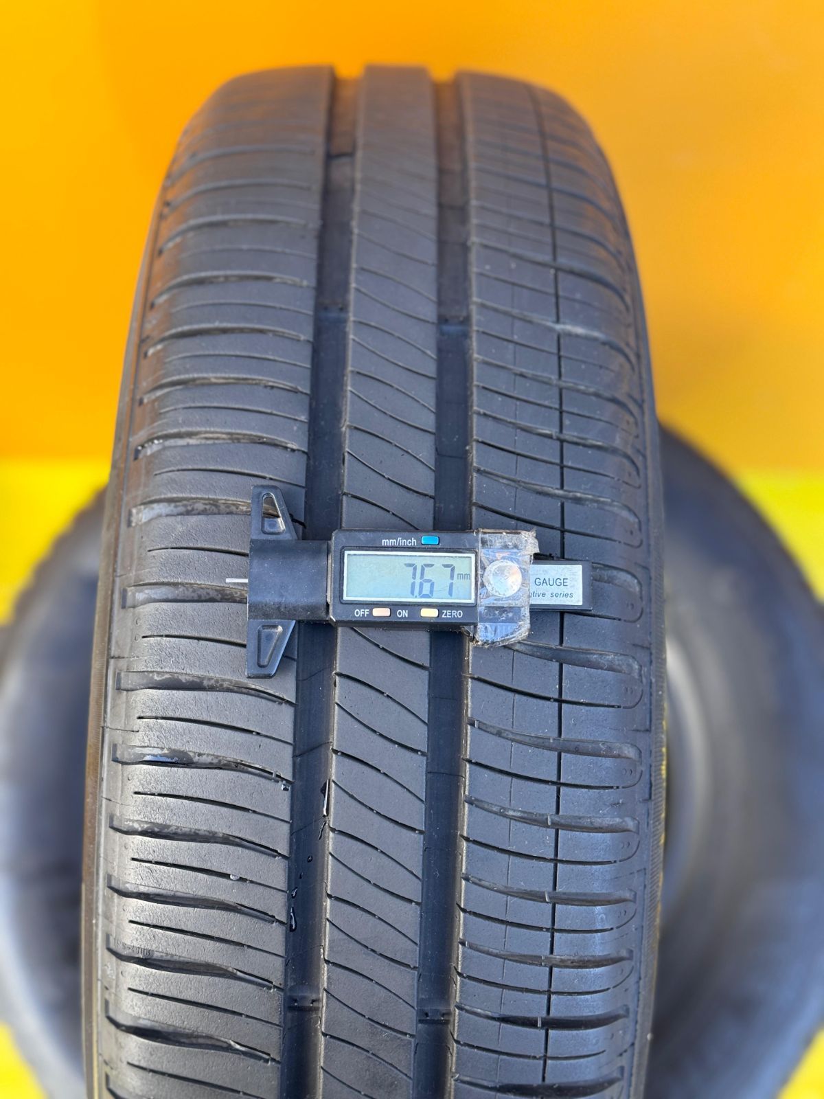 ZT-8271] 4本 ★2024★ ミシュラン タイヤ MICHELIN TYRE 1W8J6 185/70R14 92H ENERGY SAVER 4 溝 7.67mｍ タイ製
