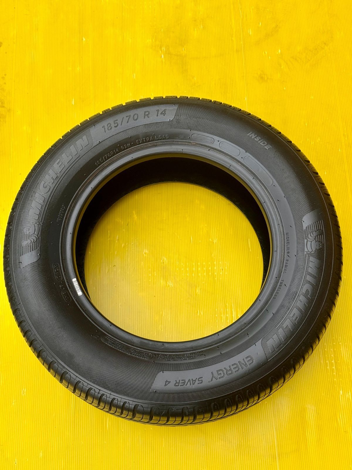 ZT-8271] 4本 ★2024★ ミシュラン タイヤ MICHELIN TYRE 1W8J6 185/70R14 92H ENERGY SAVER 4 溝 7.67mｍ タイ製
