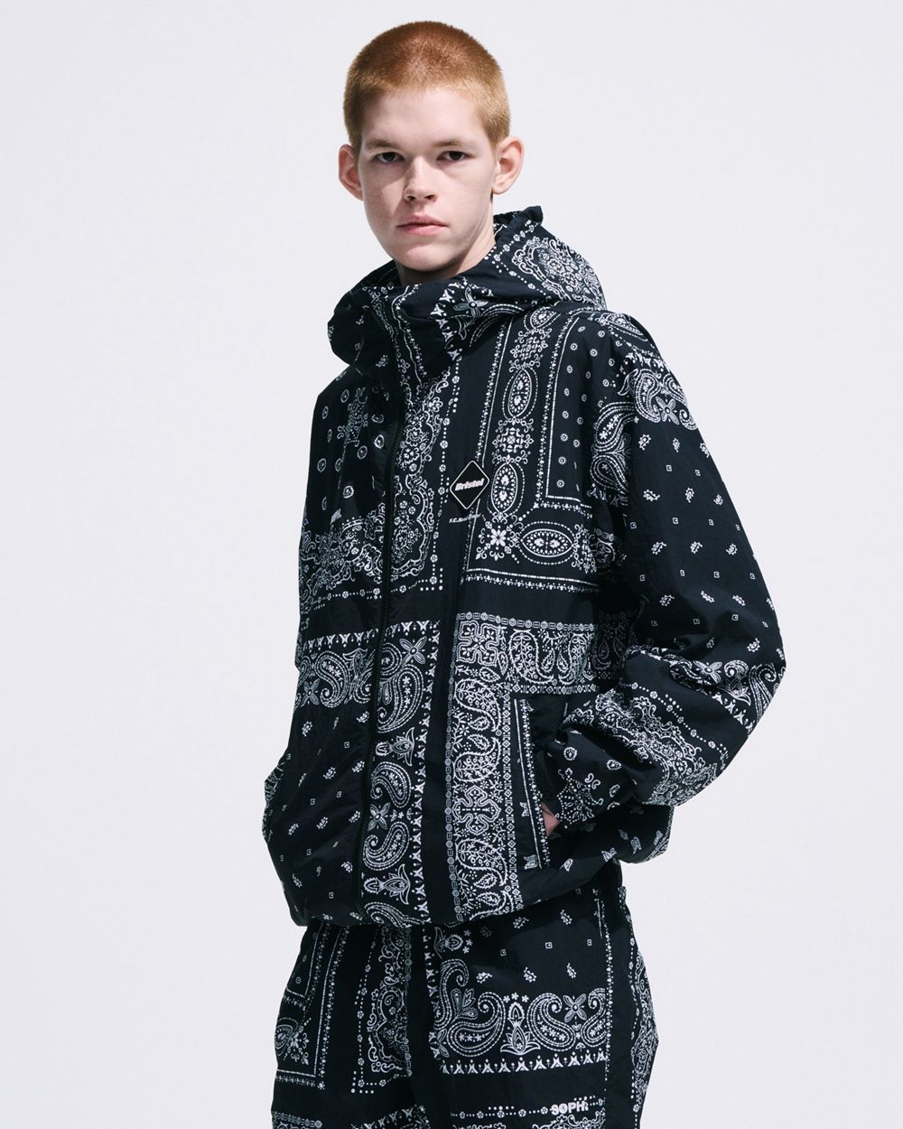 F.C.Real Bristol BANDANA NYLON HOODED BLOUSON ジャケット FCRB