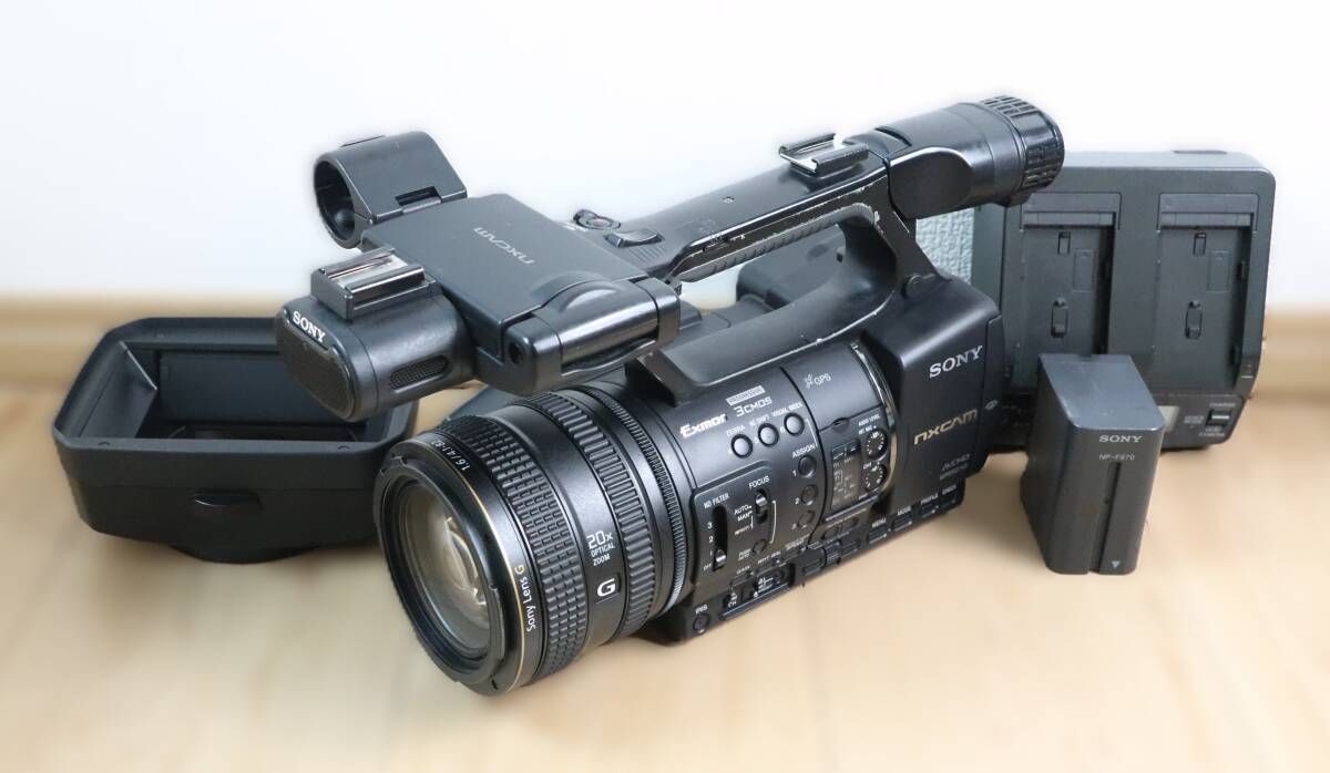 ☆通電時間139×10H☆ソニー SONY HXR-NX5J 業務用ビデオカメラ + AC 