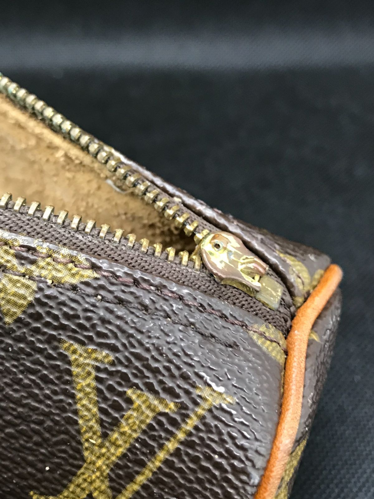 LOUIS VUITTON ルイヴィトン ペンケース トゥルースロンド モノグラム