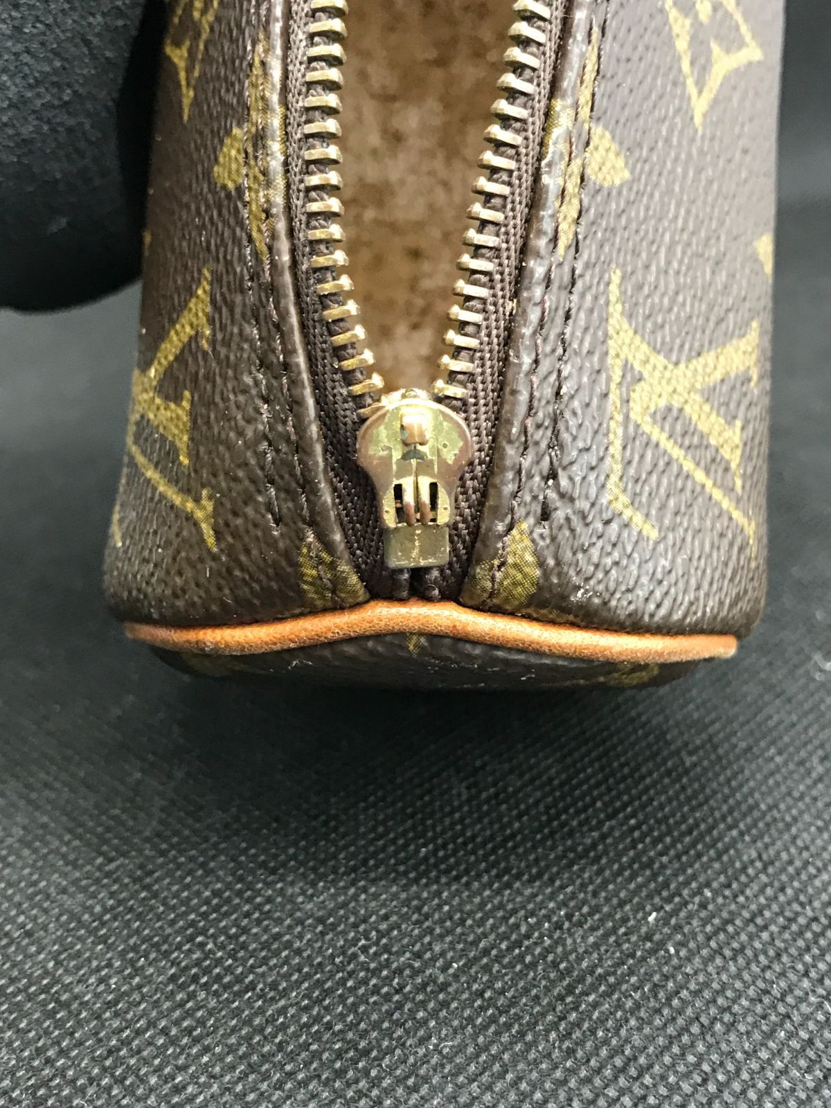 LOUIS VUITTON ルイヴィトン ペンケース トゥルースロンド モノグラム