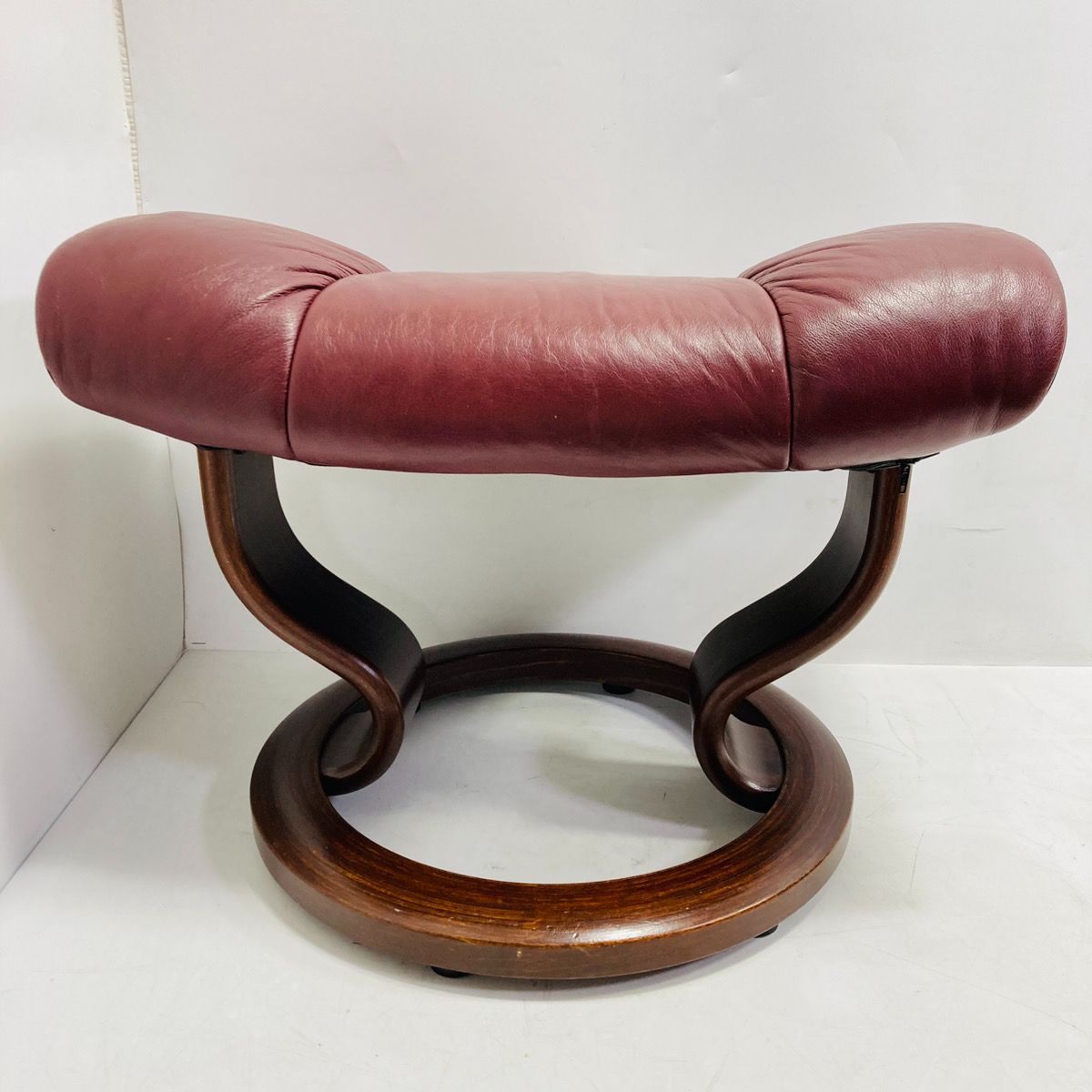 EKORNES エコーネス オットマン ノルウェー製 ワインレッド系 スツール