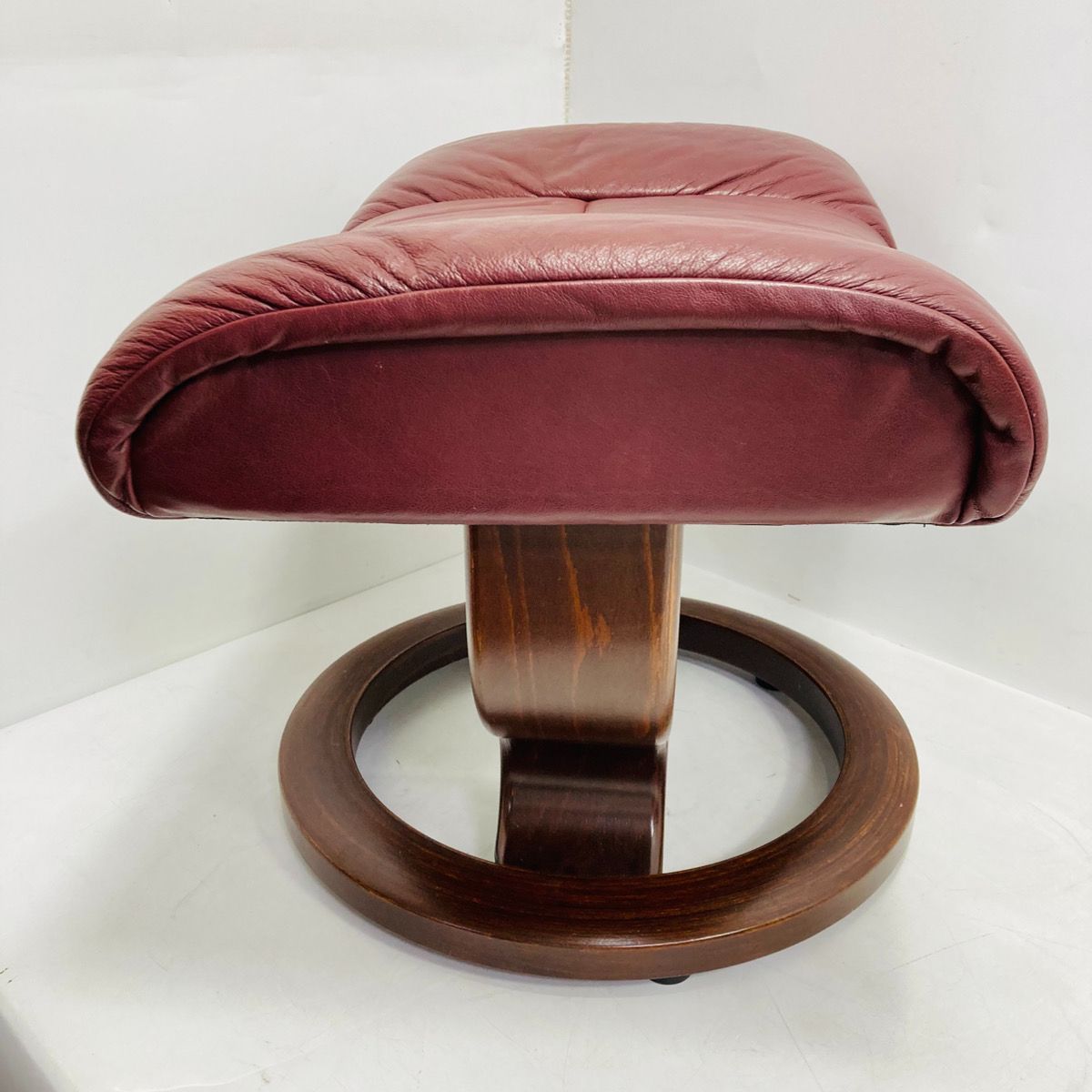 EKORNES エコーネス オットマン ノルウェー製 ワインレッド系 スツール