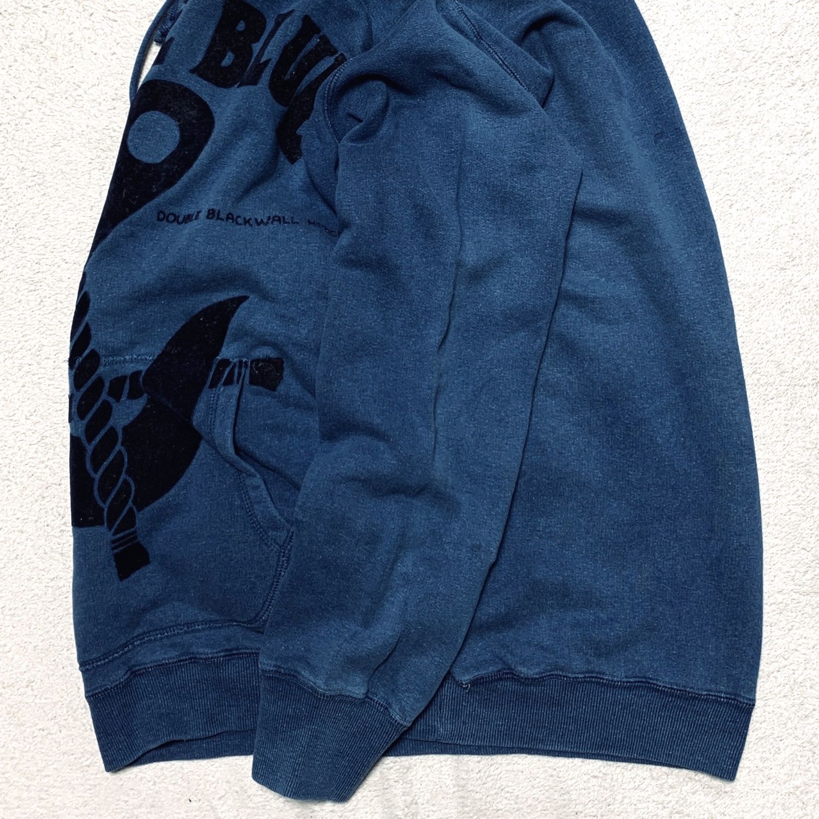 BLUE BLUE パーカー フーディー スウェット プルオーバー フロッキー