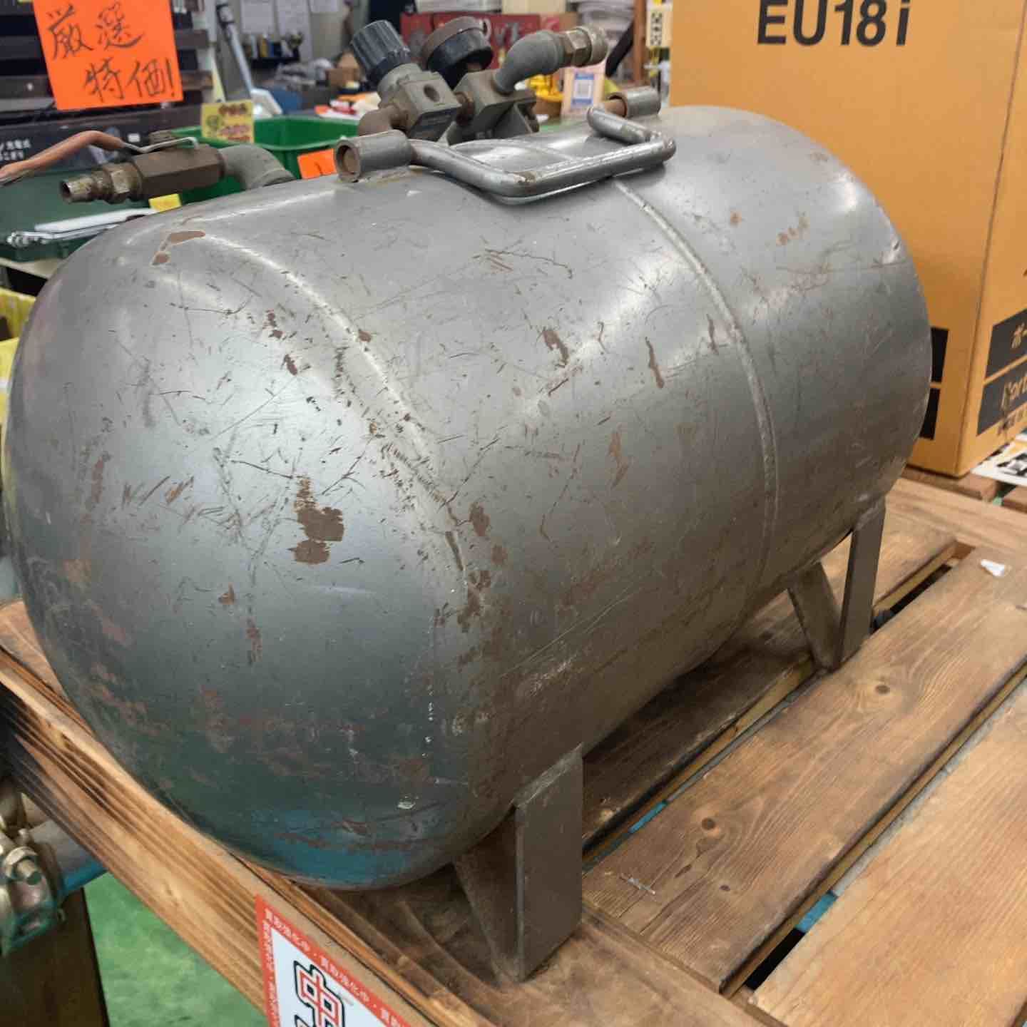 マックス(MAX) 常圧エアータンク 30L AK-T30R 【桶川店】 - メルカリ