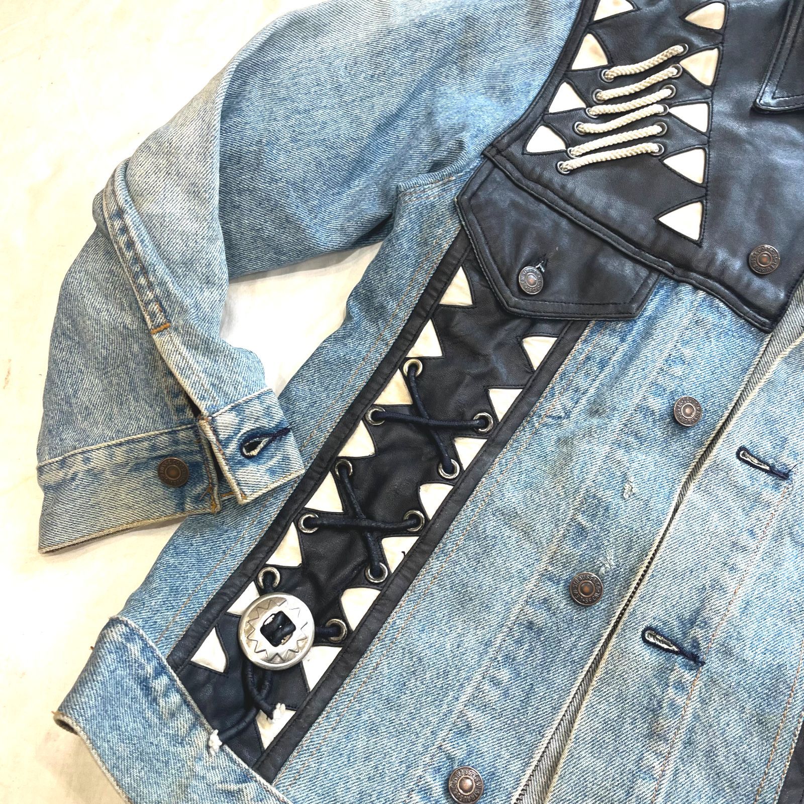 ジャケット・アウター ○LEVI