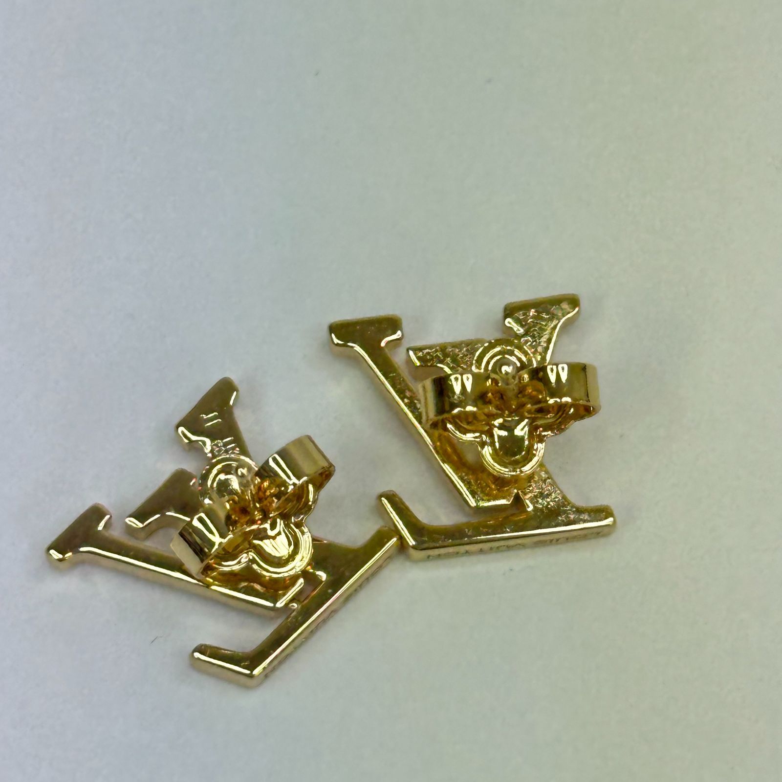 LOUIS VUITTON ピアス アイコニック エナメル ピンク ゴールド M01136 