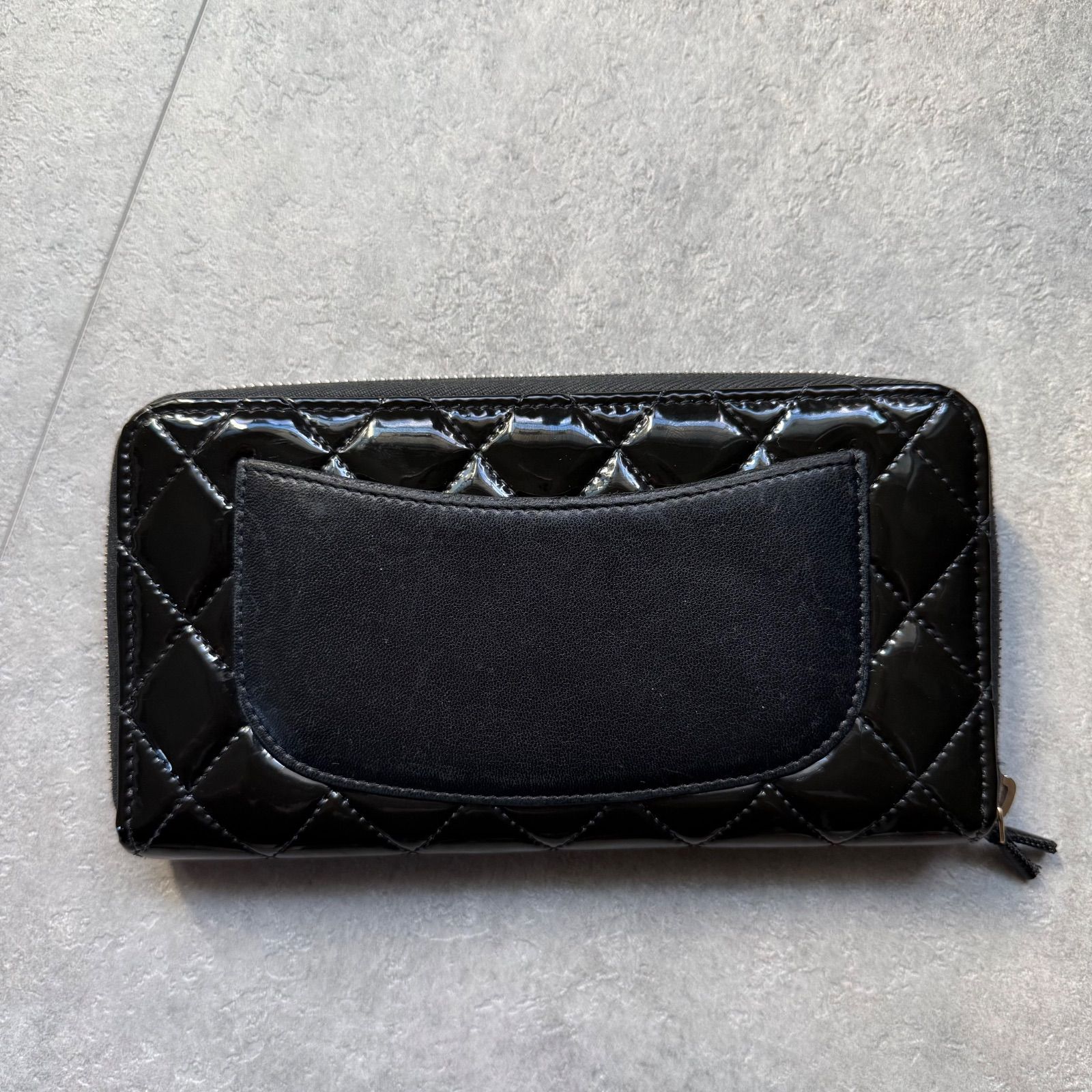 CHANEL シャネル マトラッセ タイムレスクラシック パテントレザー 