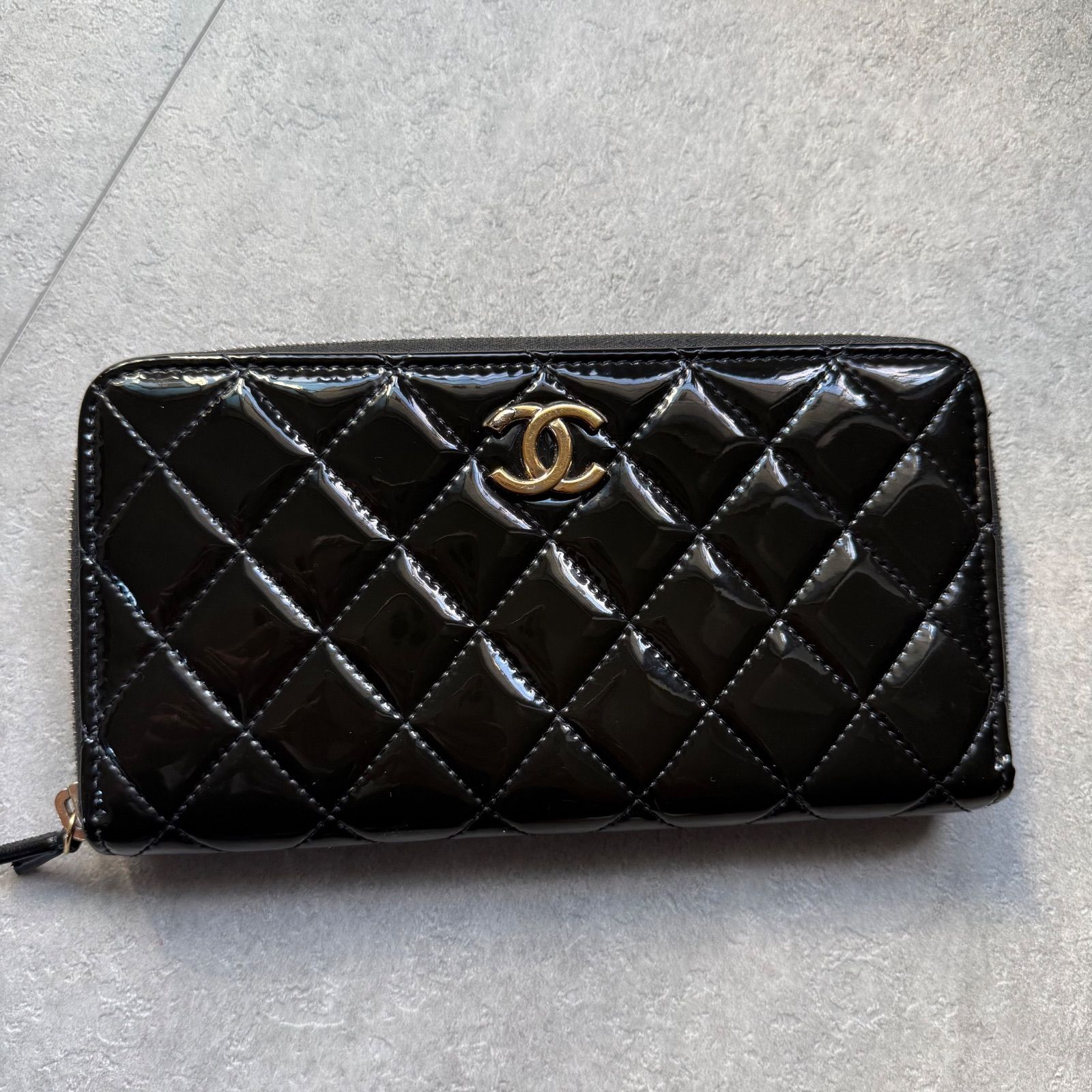CHANEL シャネル マトラッセ タイムレスクラシック パテントレザー 