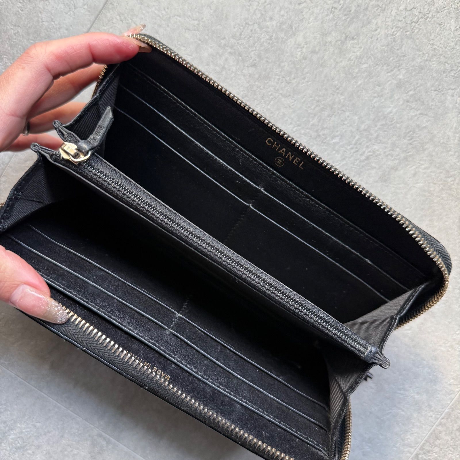 CHANEL キルティング 長財布 黒 シャネル ココマークパテントレザーキルティング財布 メンズ 【公式通販】
