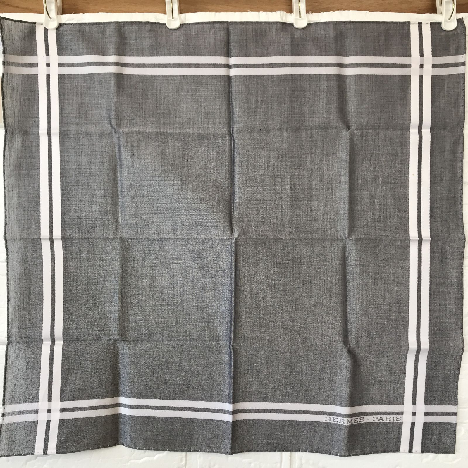HERMES エルメス スカーフ グレー系 4117 - メルカリ