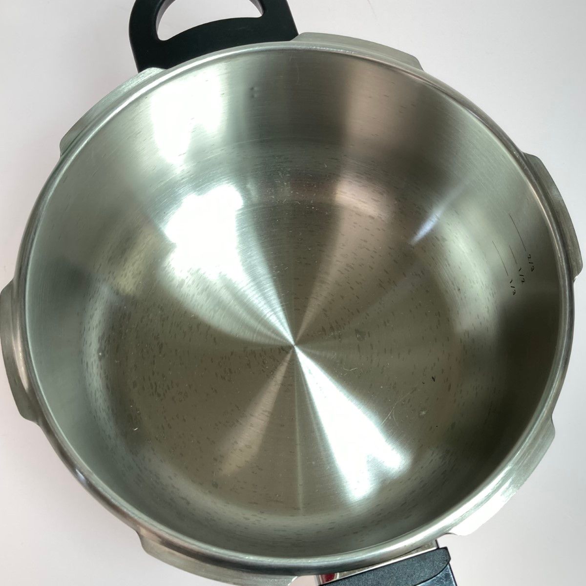 ツヴィリング エコクイックⅡ 圧力鍋 22cm 4ℓ 新品未使用 ツヴィリング エコクイックⅡ 22 cm 圧力鍋 4L 家庭料理 キッチン雑貨