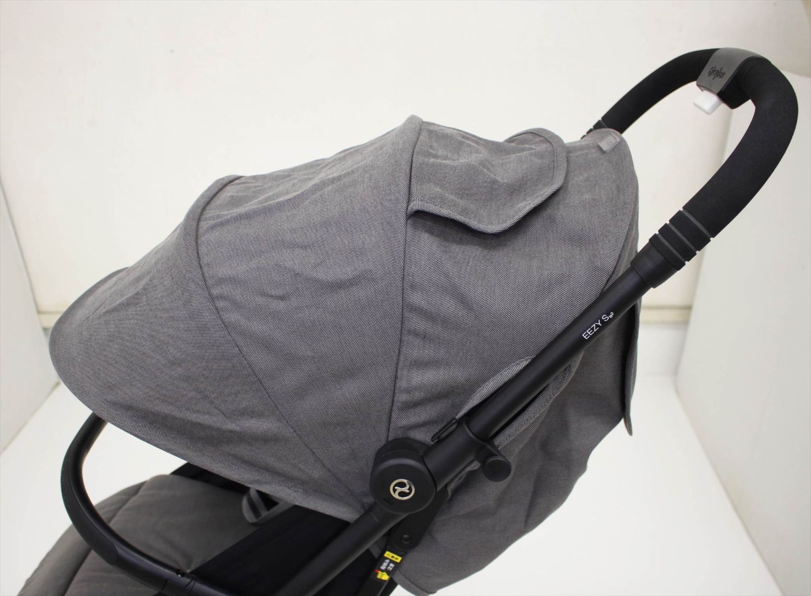 美品 サイベックス イージーS B2 ソーホーグレー cybex EEZY S B2 3 