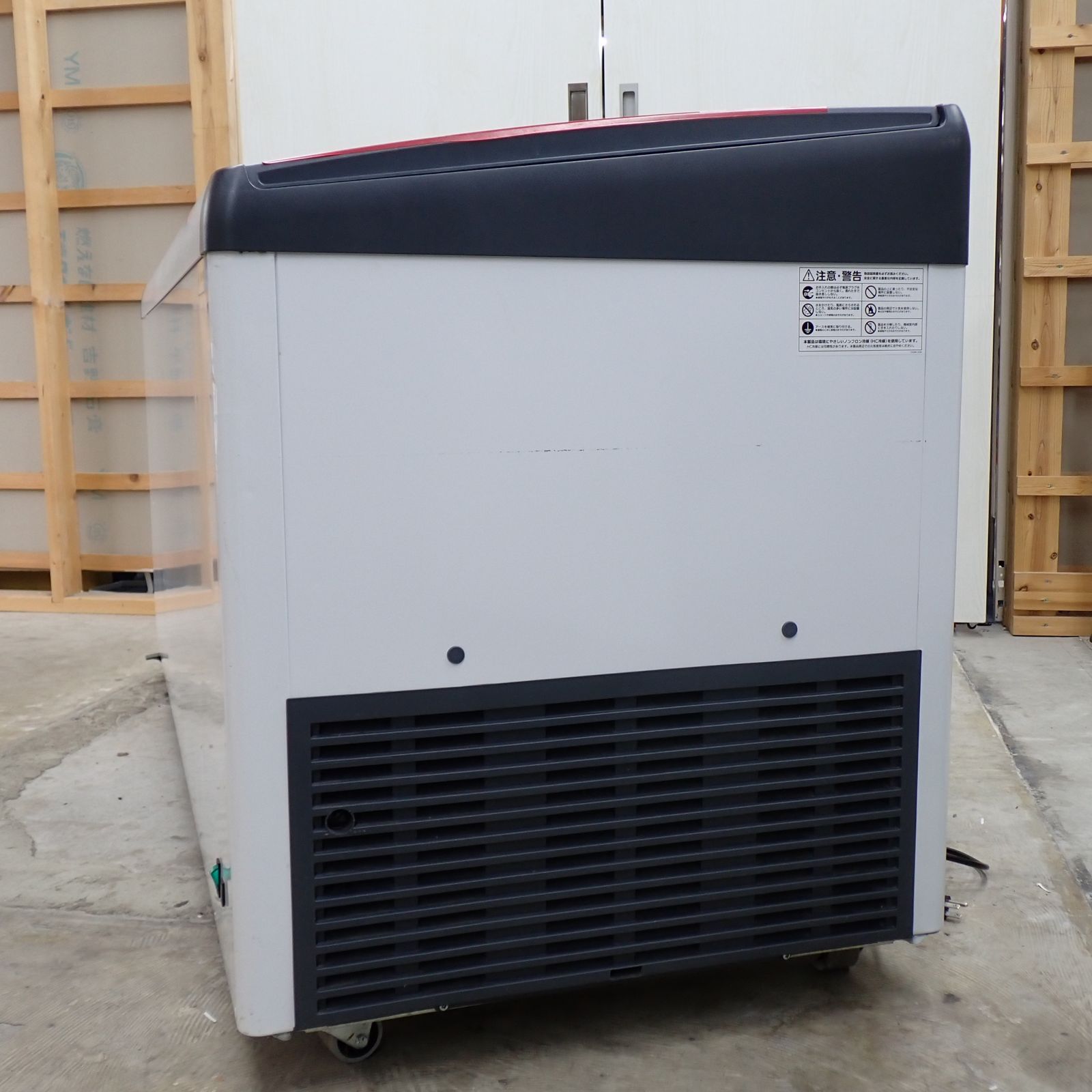 LIEBHERR リープヘル アイスクリームチェストフリーザー EFI 4853 店舗 業務用 冷凍庫 498L 動作確認済み 直接引き取り可 岐阜市 LIEBHERR リープヘル アイスクリームチェストフリーザー EFI 4853 店舗