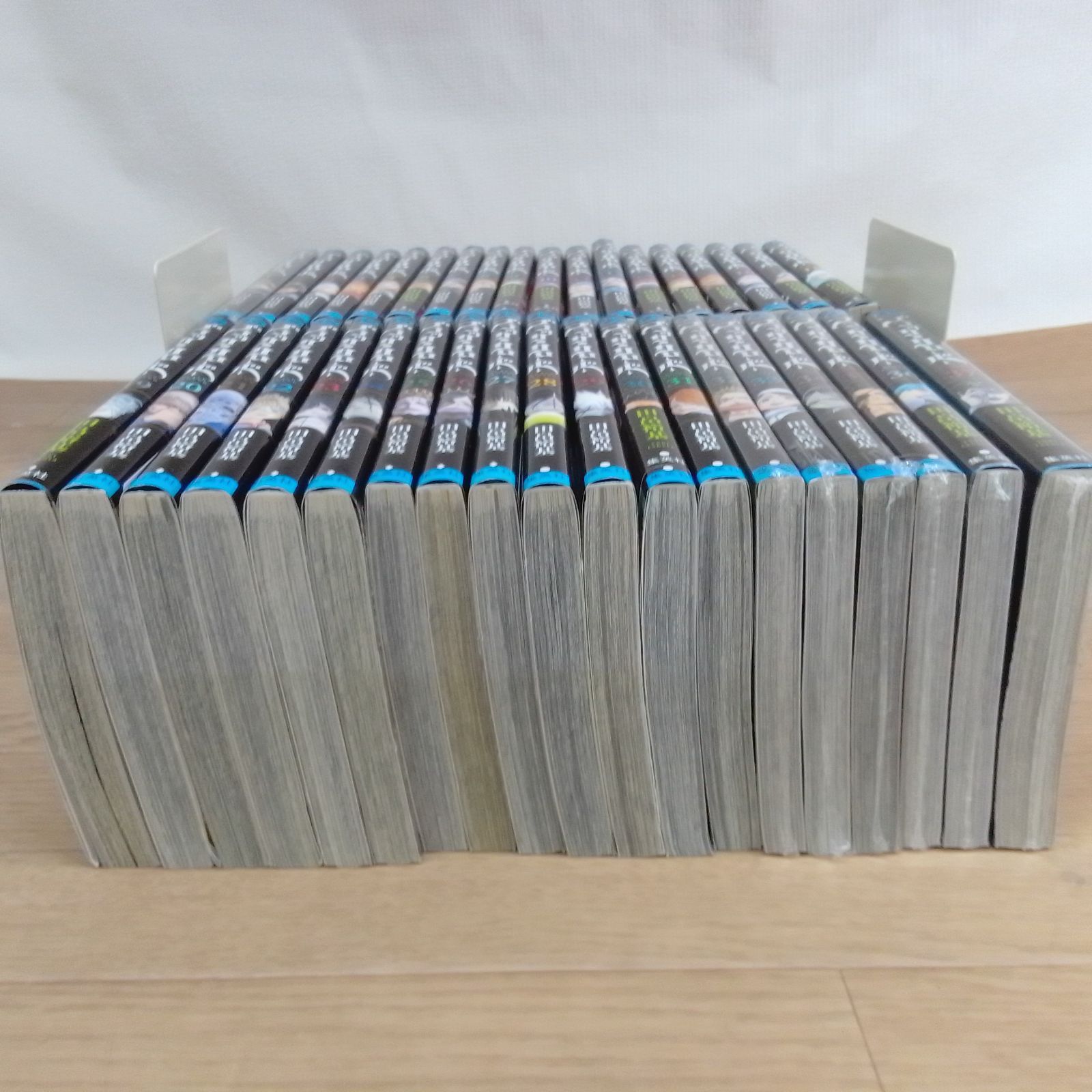 ☆②【未開封6冊】ブラッククローバー 全37巻・公式ガイドブック 16.5