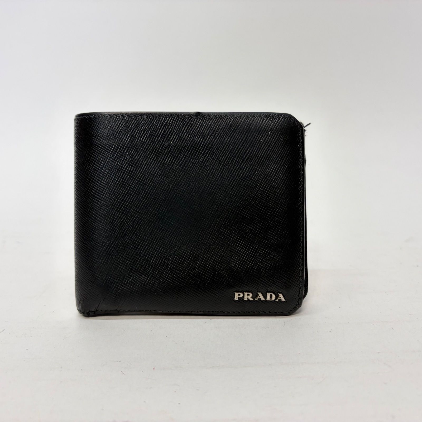 3966 PRADA プラダ 二つ折り財布 ブラック ロゴ サフィアーノレザー-在庫