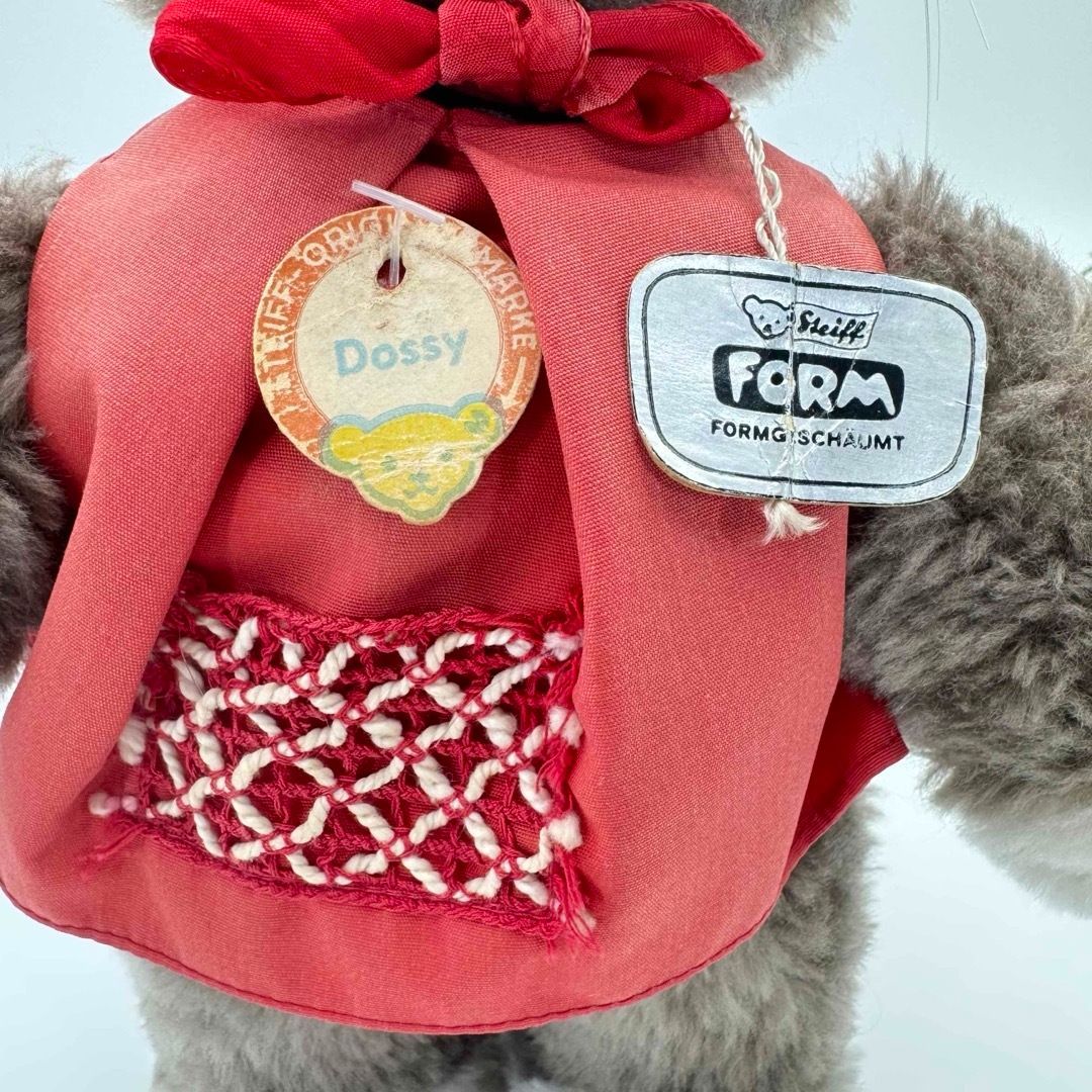 あ*ち様 Steiff シュタイフ DOSSY 猫 ぬいぐるみ　ビンテージ 送料無料☆シュタイフ☆Soft Cat Dossy 30cm オールID's完品☆ネコの