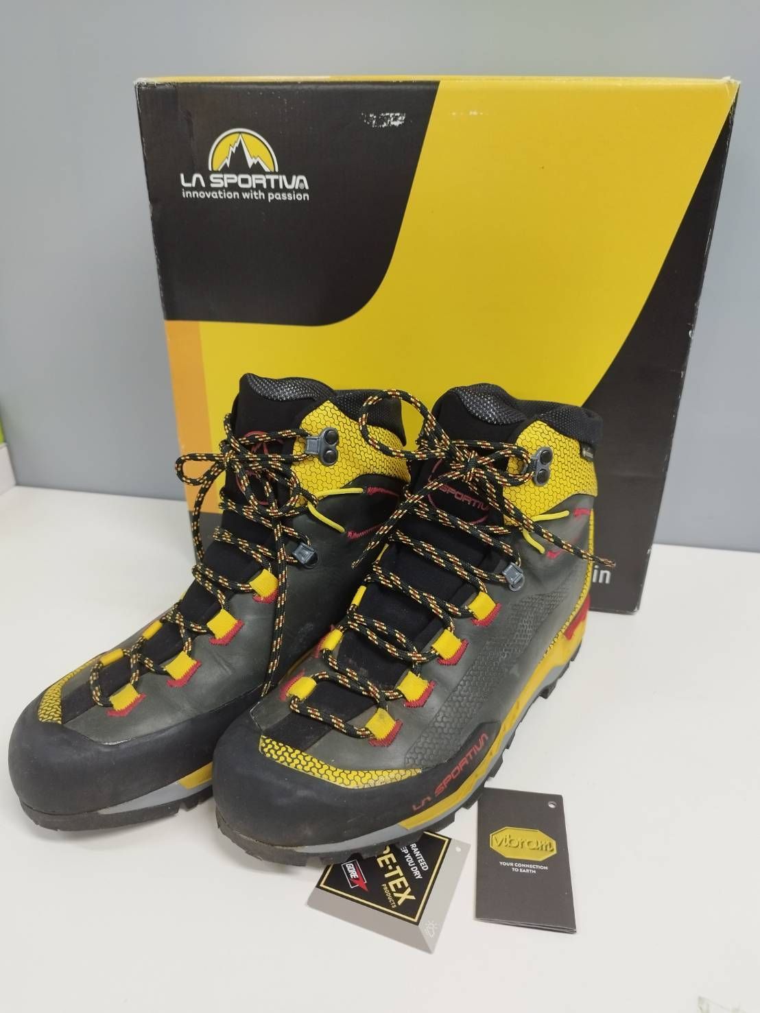 良品】LA SPORTIVA スポルティバ TRANGO TECH LEATHER GTX 42/登山靴 