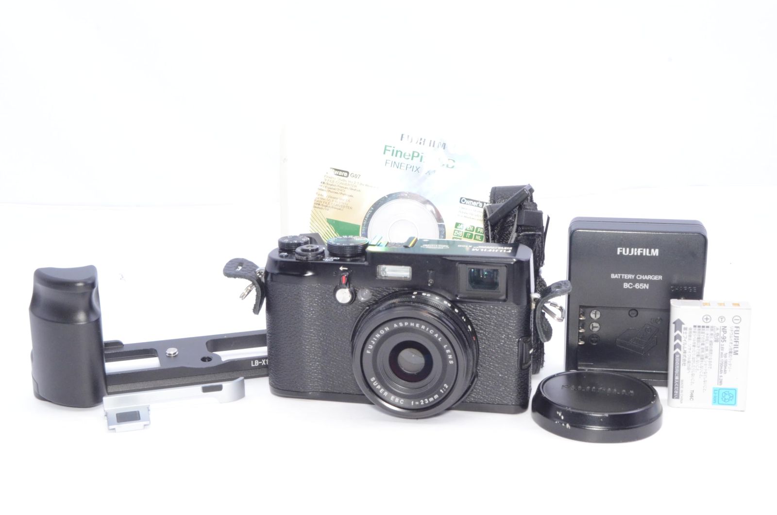 FUJIFILM FinePix X100 ブラック F2単焦点 実用良好 動作確認済み 付属 