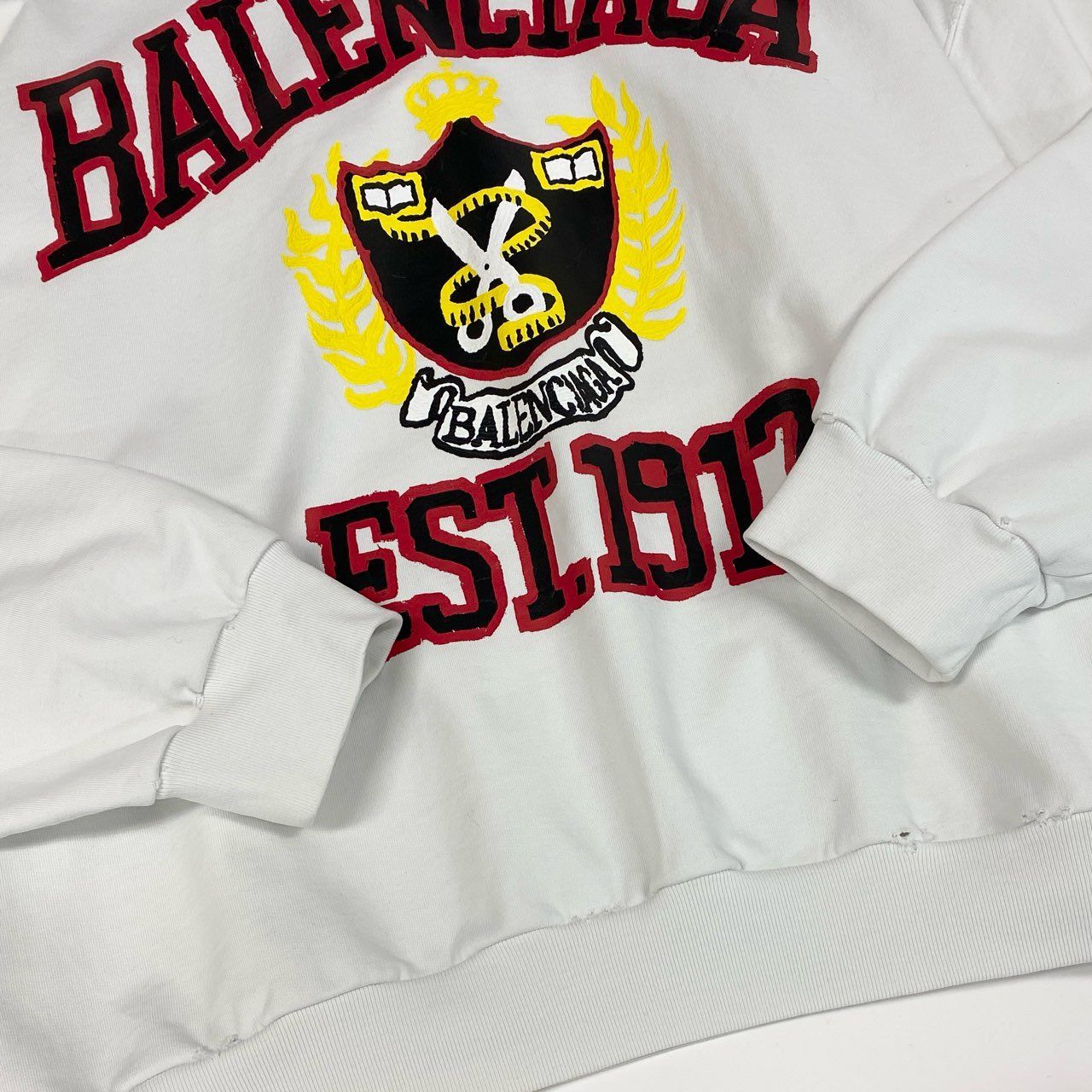 d7 BALENCIAGA バレンシアガ ダメージ加工 フードパーカー 2022 デムナ
