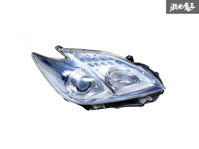 プリウス DAA-ZVW30 左ヘッドライトASSY S 040 コイト 47-29 ハロゲン