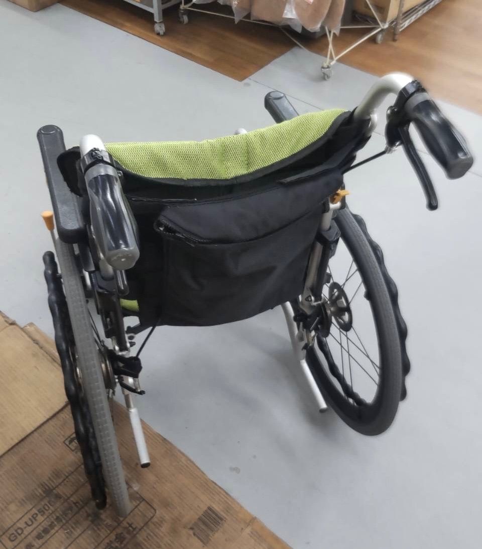 R301 ☀️ MATSUNAGA / 松永 車いす（自走式） NEXTCORE グリーン 