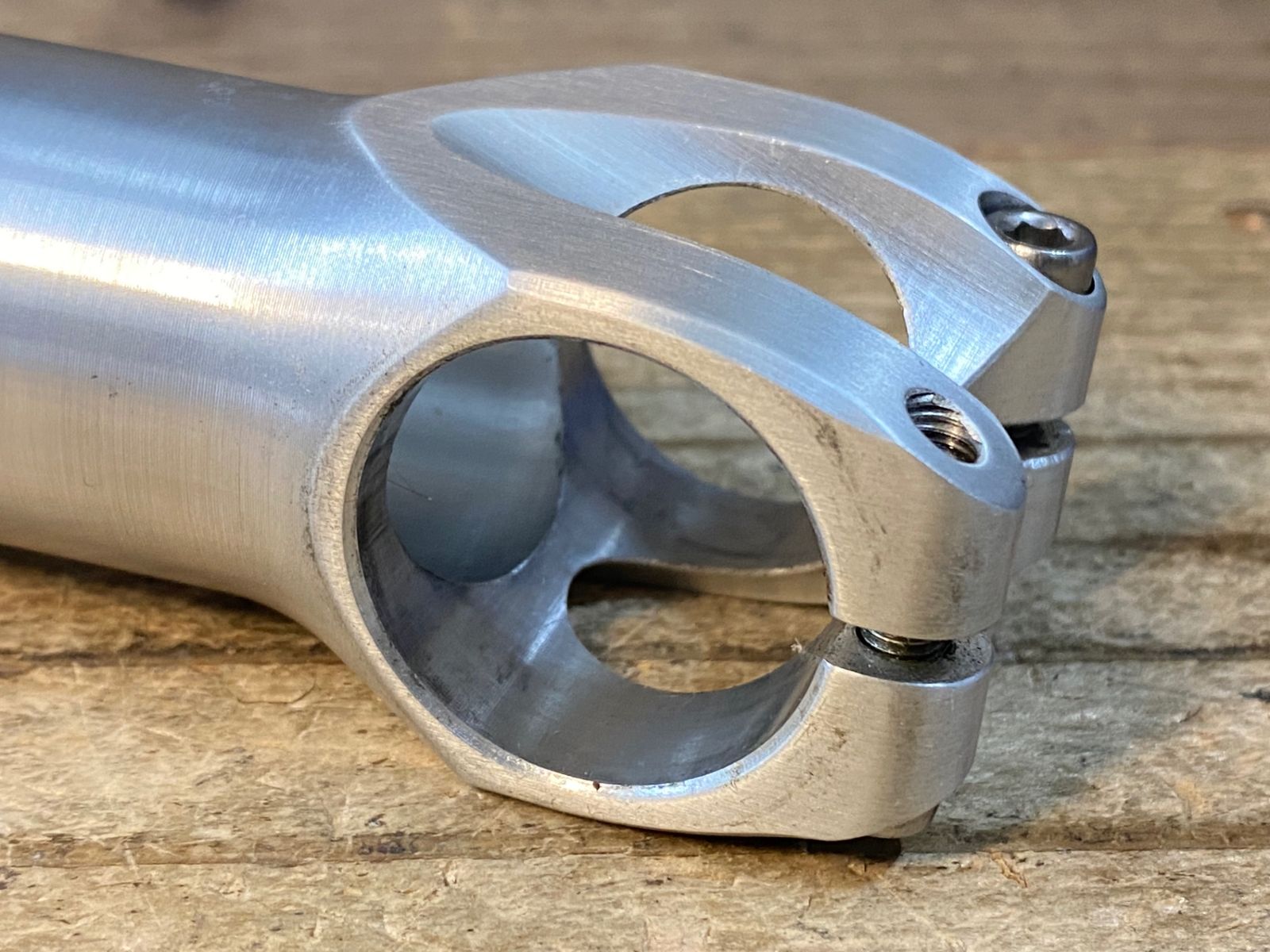 NITTO ステム　ui-25 100mm 美品 KA321 日東 NITTO UI-25 ステム Φ31.8 OS 100mm - メルカリ