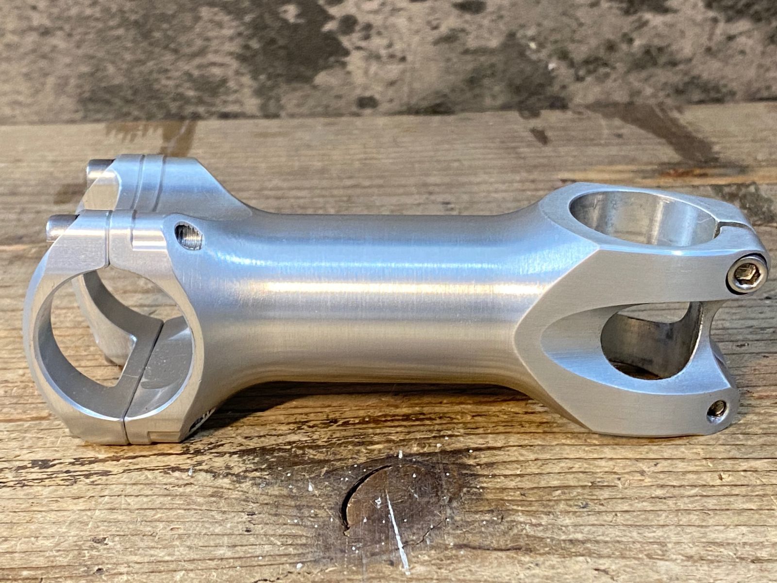NITTO ステム　ui-25 100mm 美品 KA321 日東 NITTO UI-25 ステム Φ31.8 OS 100mm - メルカリ