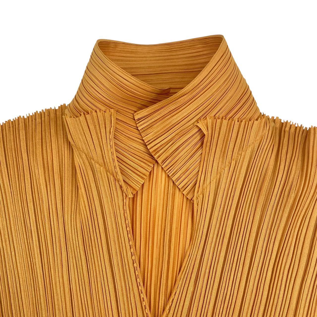 ミヤケイッセイ　PLEATS PLEASE カットソー　濃い黄土色 超大特価 PLEASE ミヤケイッセイ PLEATS カットソー 濃い黄土色