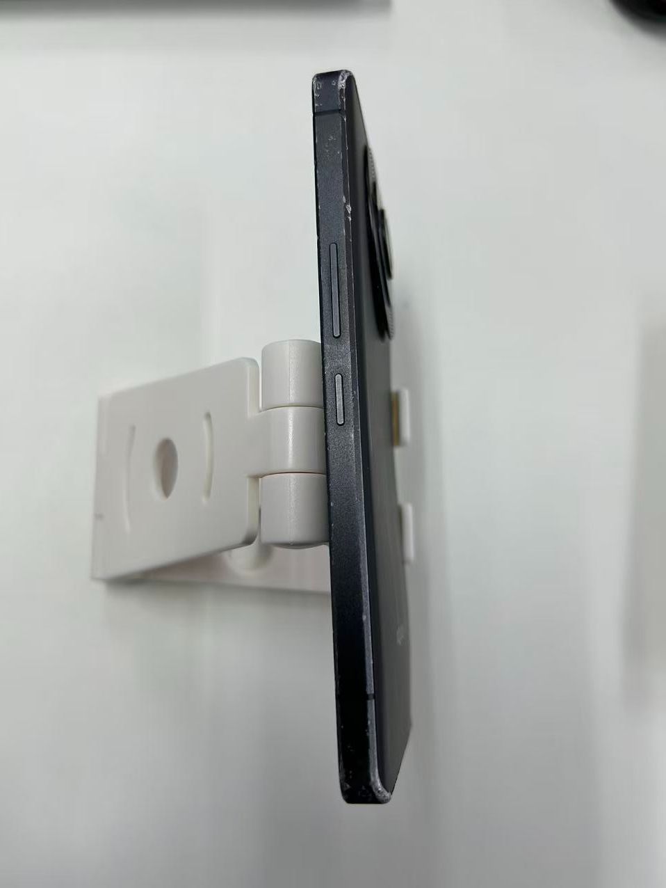 ジャンク】AQUOS R8 Pro 256GB ブラック - メルカリ