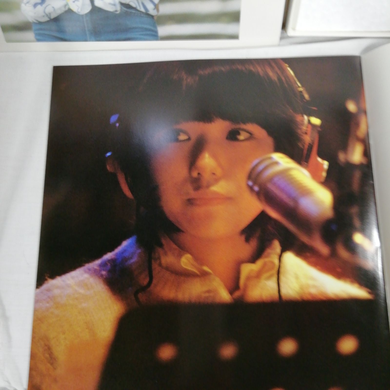 沢田聖子(さわだ しょうこ) 「少女期」 20ページ豪華カラー写真集付 帯