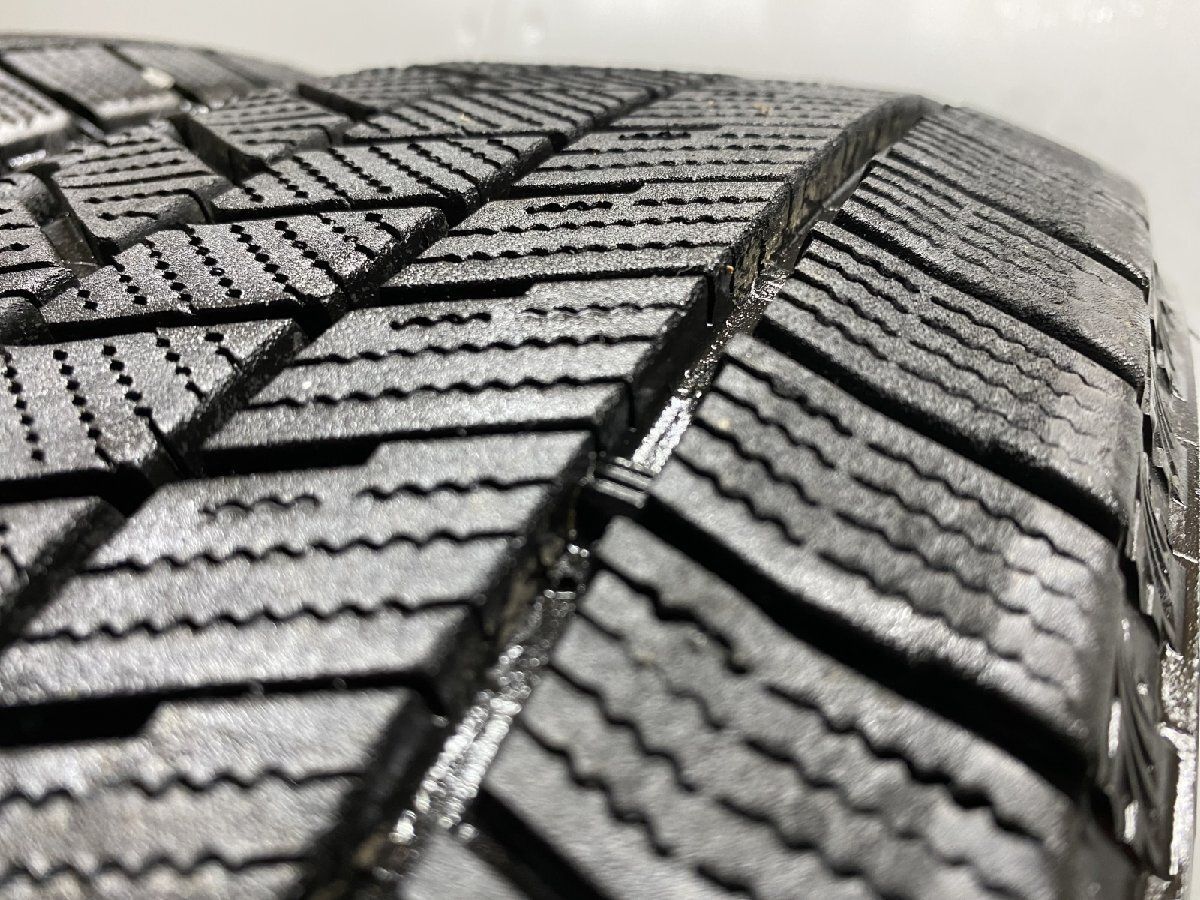 BS BRIDGESTONE BLIZZAK VRX3 185/55R16 16インチ スタッドレス 2本 24年製 バリ溝 カローラフィールダー フィット シャトル等　(STK087) BS BRIDGESTONE BLIZZAK VRX3 185/55R16 16インチ スタッドレス 2本 24