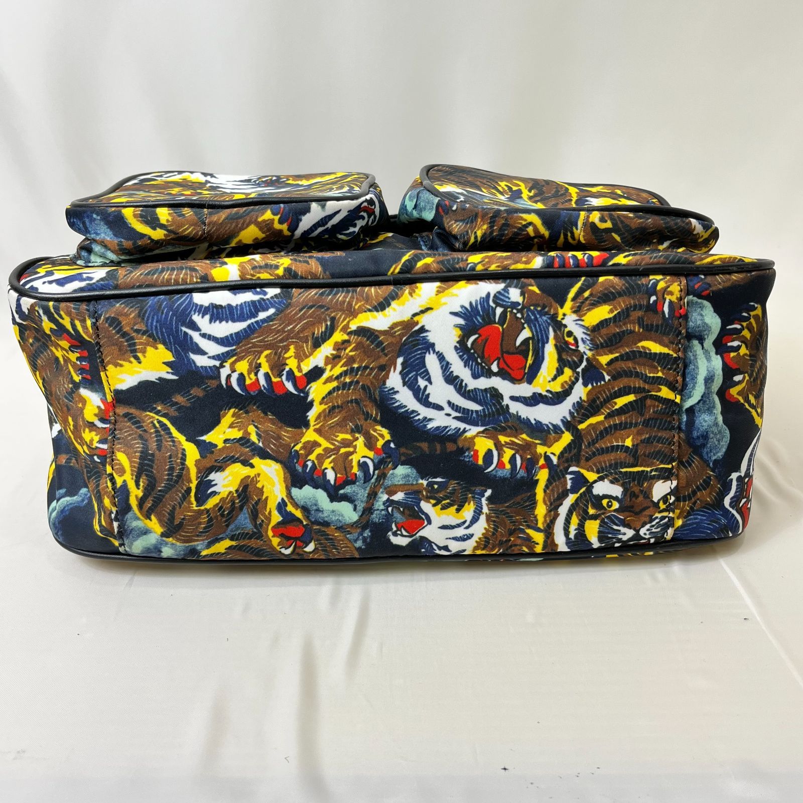 KENZO ケンゾー ショルダーバッグ タイガー 虎 総柄 マルチカラー 鞄