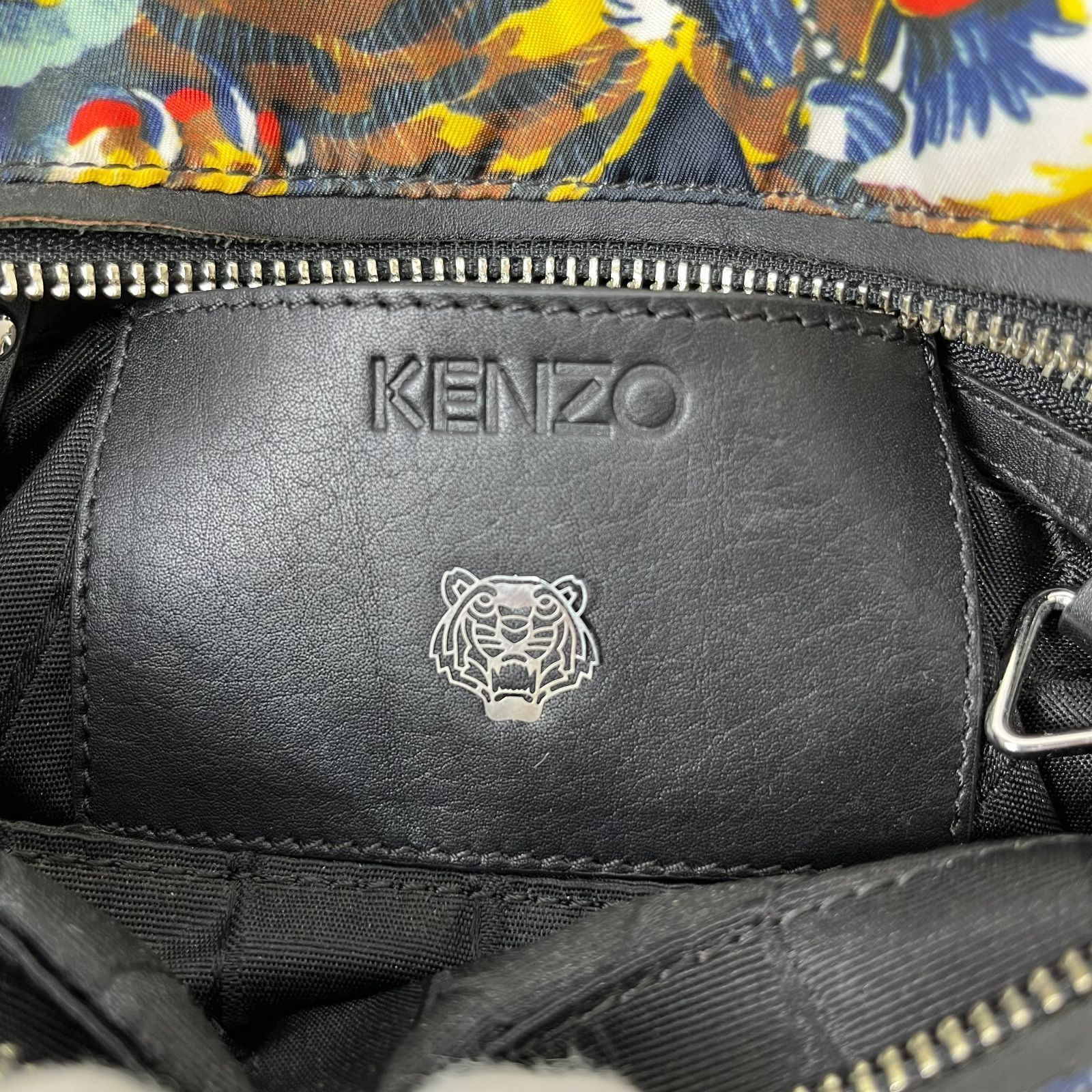KENZO ケンゾー ショルダーバッグ タイガー 虎 総柄 マルチカラー 鞄