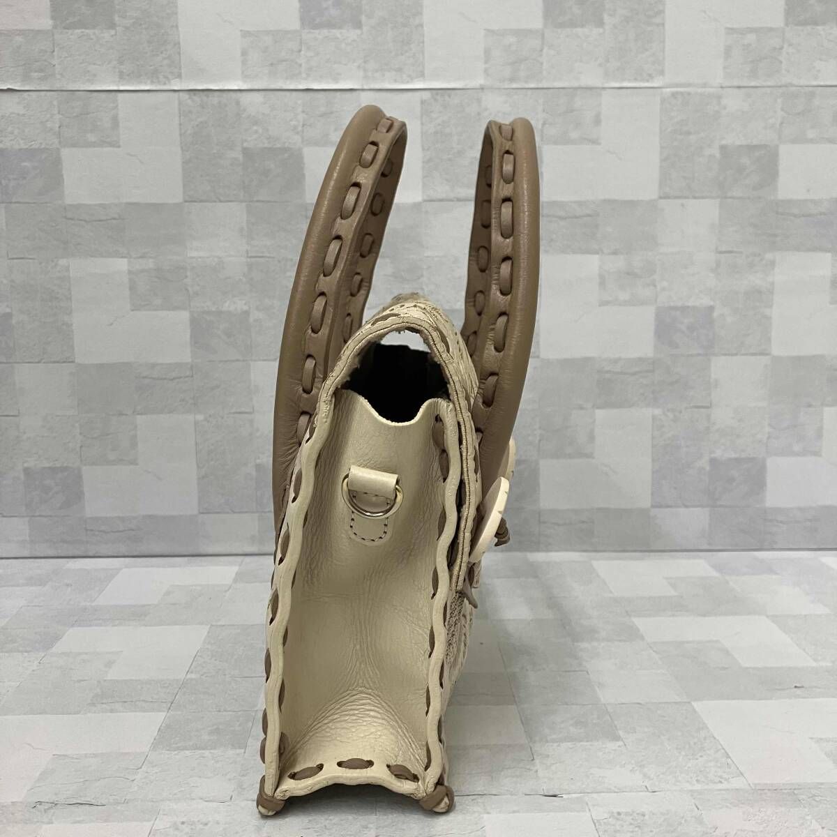CARVING TRIBES カービングトライブス ショルダーバッグ ハンドバッグ 