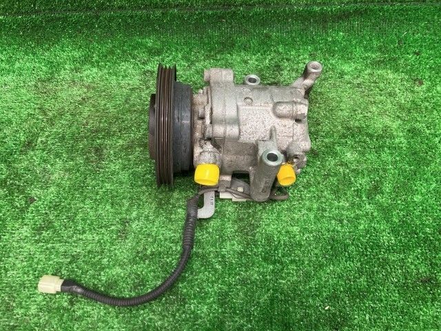 タント L385S エアコンコンプレッサー カスタムXスペシャル 4WD 