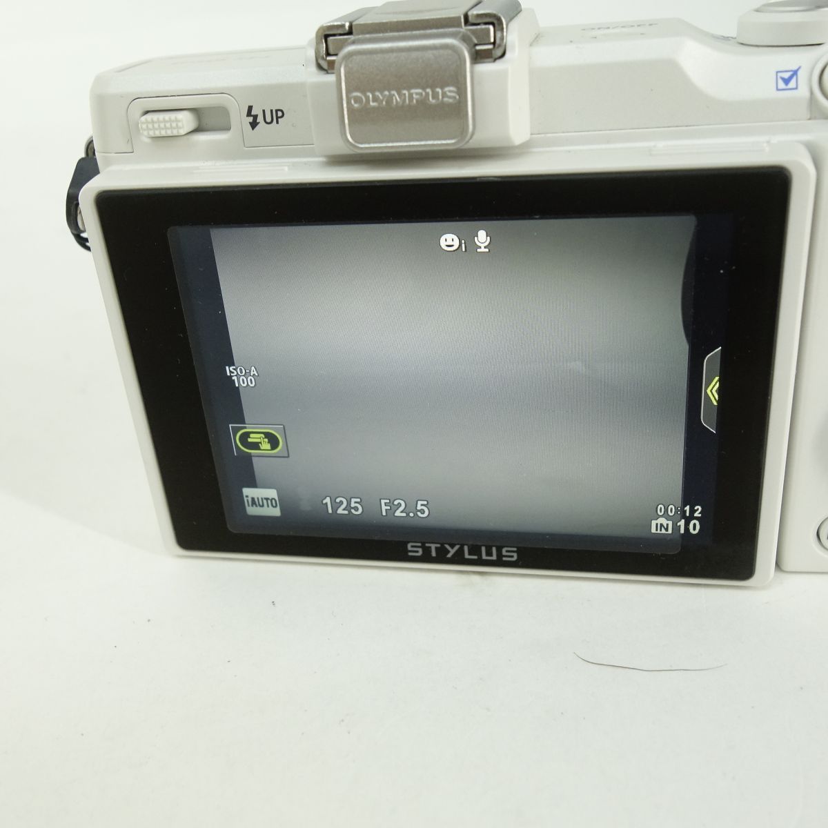 OLYMPUS オリンパス STYLUS XZ-2 ホワイト SDカード付き コンパクト 