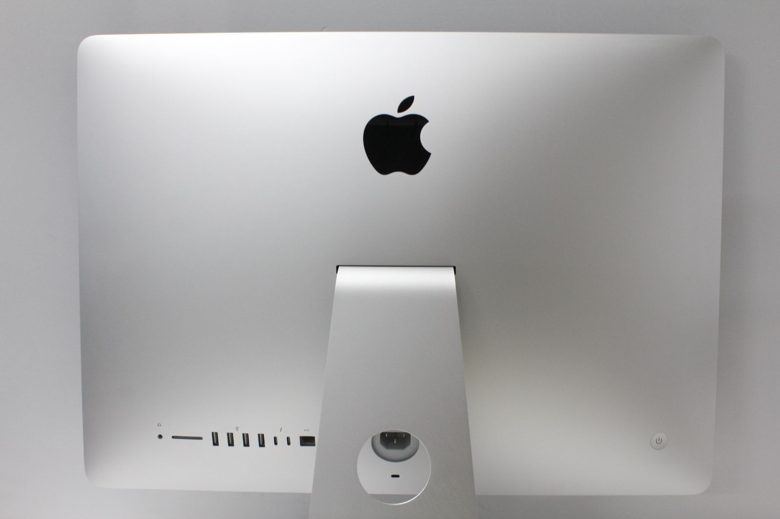 iMac（Retina 4K,21.5インチ,2017）HDD1TB/8GB〈MNDY2J/A〉⑥ - メルカリ