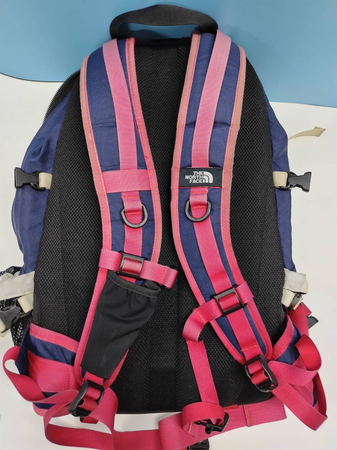 THE NORTH FACE HOT SHOT SE/バックパック/リュック/トリコロール 
