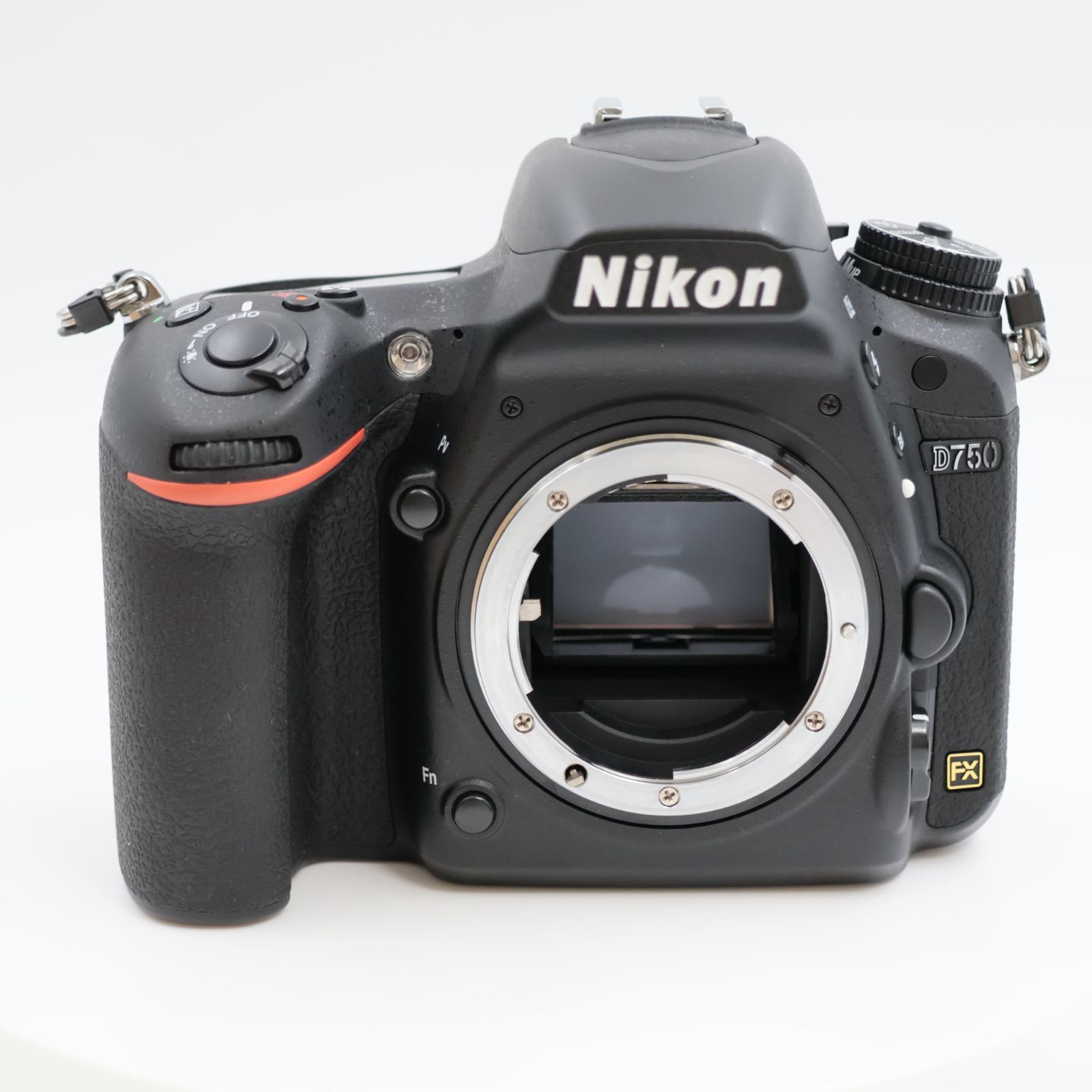 □シャッター数5枚！新品同様□ Nikon D750 ボディ デジタル一眼レフ