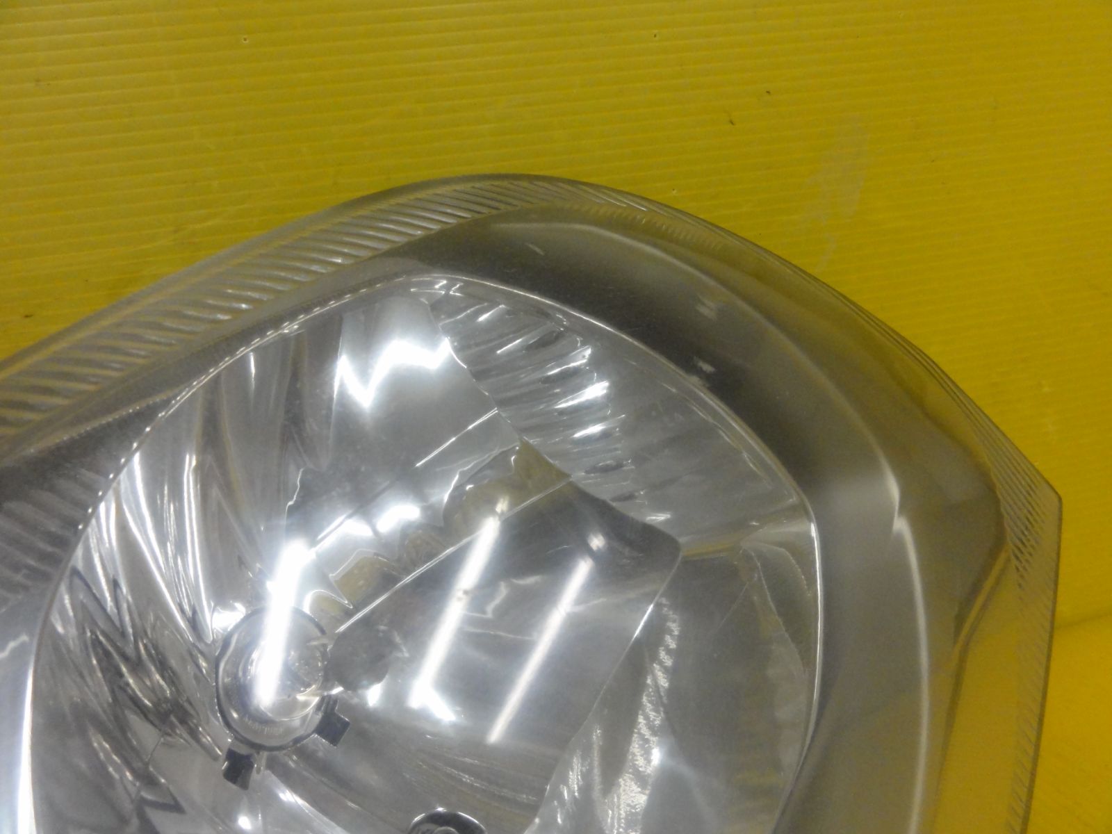 ☆平成13年車 スズキ Kei HN22S 右 ヘッドライト ヘッドランプ STANLEY