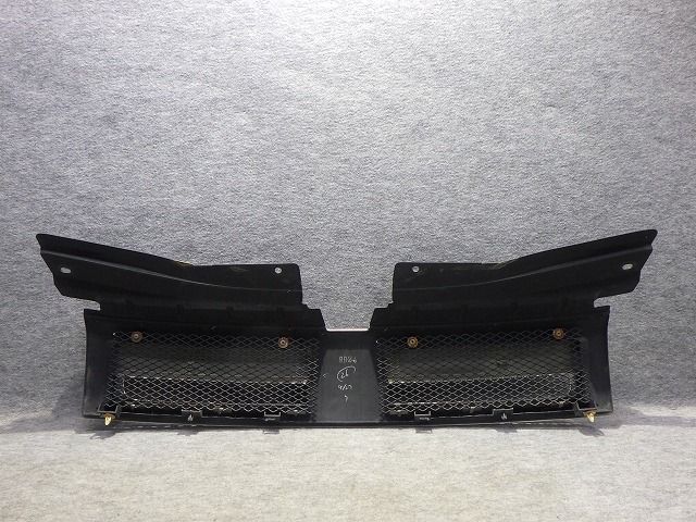 デリカD5 前期 フロント ラジエターグリル CV系 ローデスト MZ576541