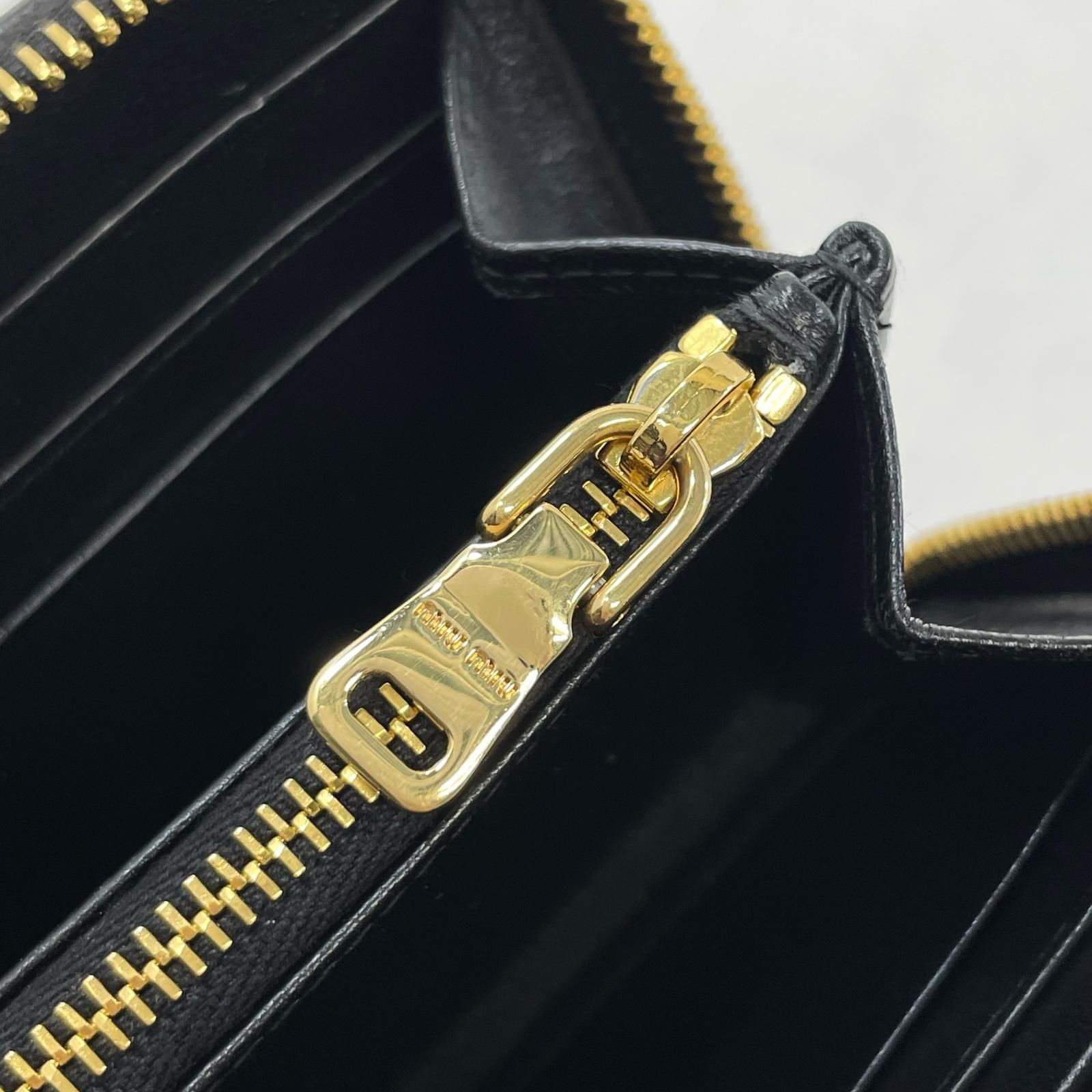 【中古】Miu Miu | ミュウ ミュウ マテラッセ ラウンドファスナー長財布 5ML506 ブラック【尾張小牧店】 中古】Miu Miu | ミュウ ミュウ マテラッセ ラウンドファスナー長財布